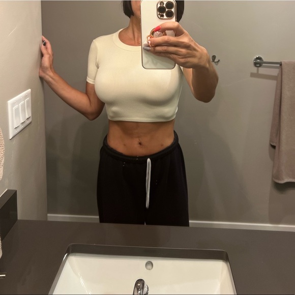 Cropped Ribbed Zara T - Picture 8 of 9